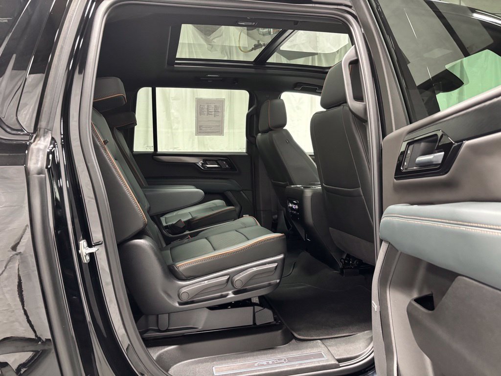 Used 2026 GMC Yukon XL AT4 AWD/4WD image 52