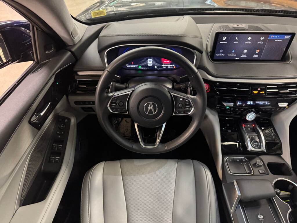 Certified 2024 Acura MDX w/ Technology Package AWD/4WD image 15