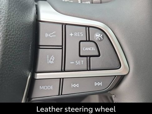 Certified 2026 Toyota Highlander Platinum AWD/4WD image 19