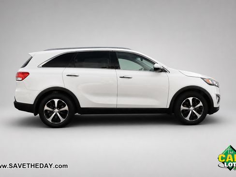 Used 2018 Kia Sorento EX w/ EX Advanced Touring Package FWD image 9