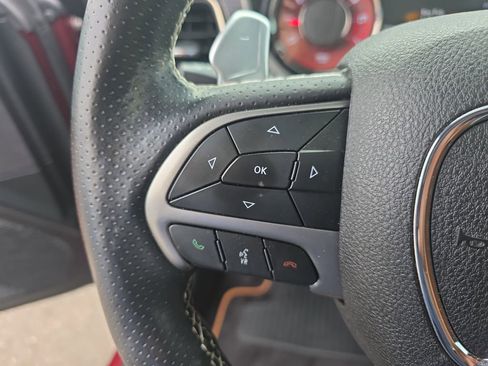 Used 2018 Dodge Challenger SRT Hellcat image 26