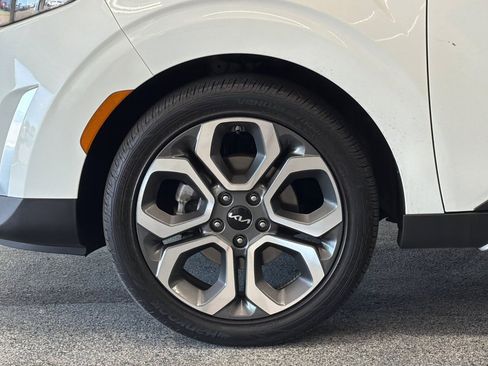Used 2025 Kia Soul EX FWD image 25