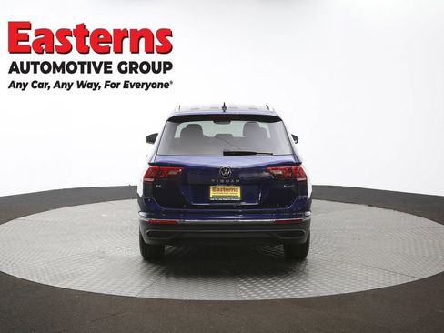 Used 2022 Volkswagen Tiguan SE image 34