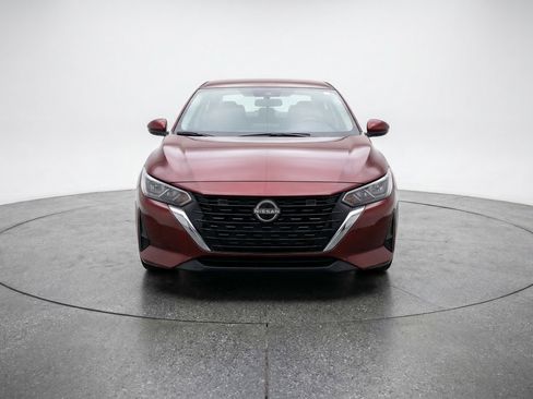 Used 2025 Nissan Sentra SV image 2