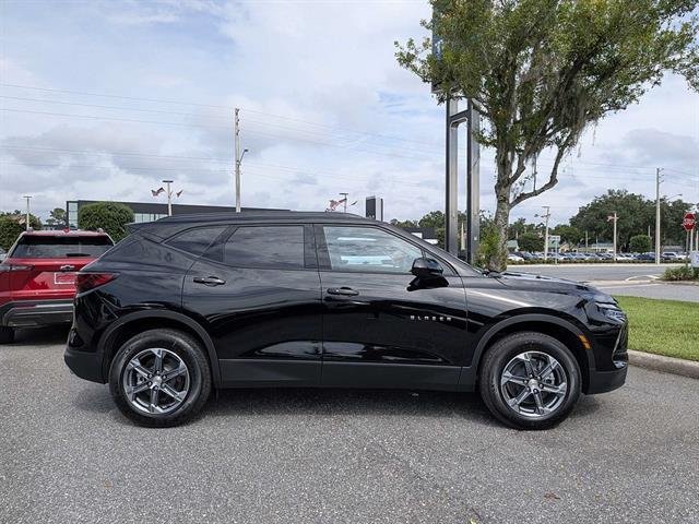 New 2026 Chevrolet Blazer LT w/ Convenience Package FWD image 2