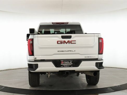 Used 2025 GMC Sierra 2500 Denali image 11