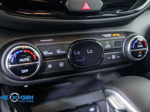 Used 2025 Kia Soul S FWD image 20