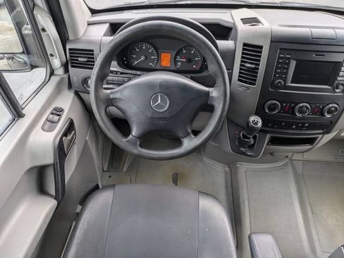 Used 2017 Mercedes-Benz Sprinter 3500 image 17