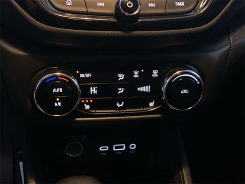 Used 2023 Chevrolet TrailBlazer LT w/ Convenience Package image 22