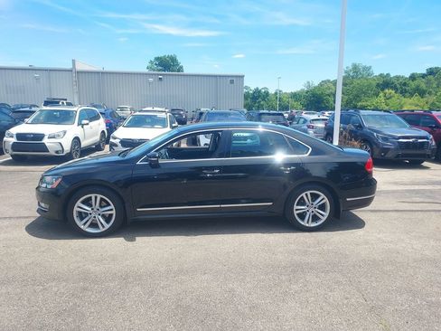 Used 2015 Volkswagen Passat 1.8T SE FWD image 4