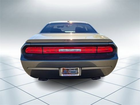 Used 2009 Dodge Challenger R/T image 5