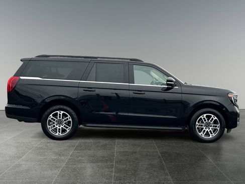 Used 2025 Ford Expedition Max Active image 8