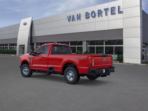 New 2026 Ford F250 XL w/ XL Off-Road Package image 4