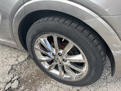 Used 2016 Kia Sorento SX AWD/4WD image 4