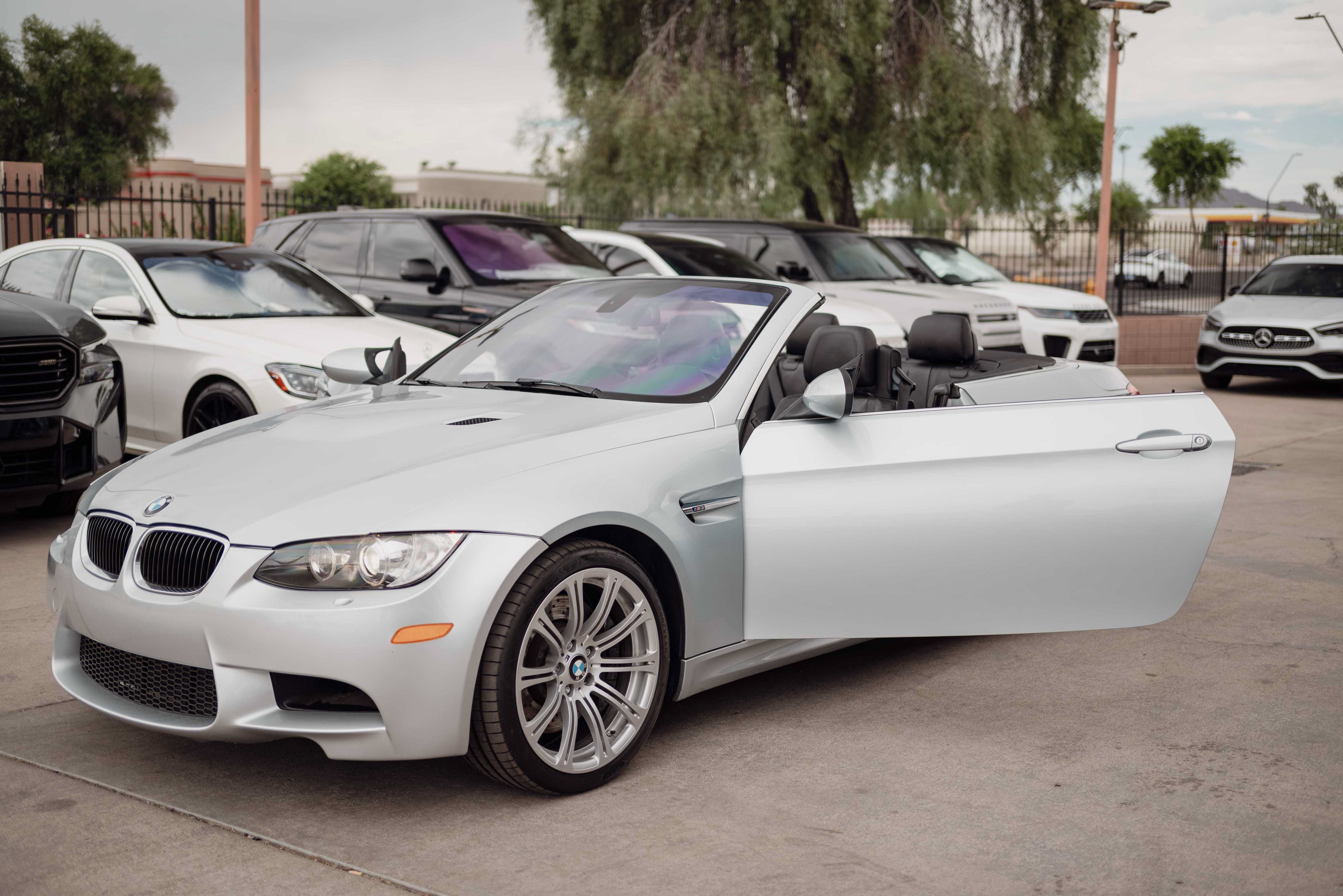 Used 2013 BMW M3 Convertible w/ Premium Pkg RWD image 17