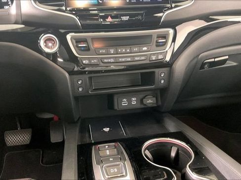 Used 2026 Honda Ridgeline Black Edition image 9