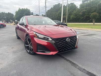 Used 2023 Nissan Altima 2.5 SR w/ SR Premium Package