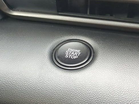 Used 2025 Hyundai Elantra Sport image 24