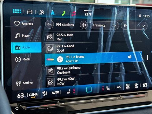 New 2025 Volkswagen Tiguan SE image 17