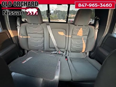 Used 2025 Nissan Frontier PRO-4X w/ Pro Convenience Package AWD/4WD image 16