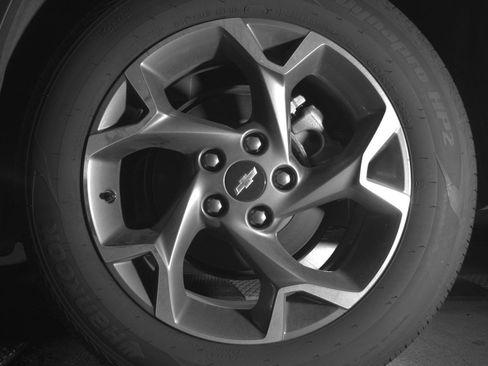 Used 2025 Chevrolet Trax LT FWD image 14