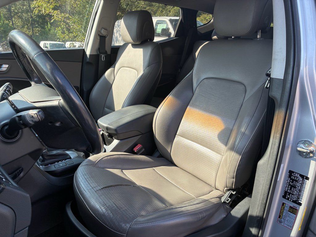 Used 2013 Hyundai Santa Fe Sport 2.0T w/ Technology Pkg FWD image 6