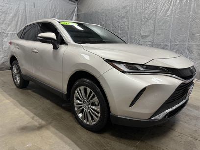 Used 2024 Toyota Venza XLE