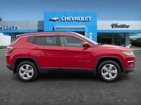 Used 2018 Jeep Compass Latitude w/ Popular Equipment Group image 6