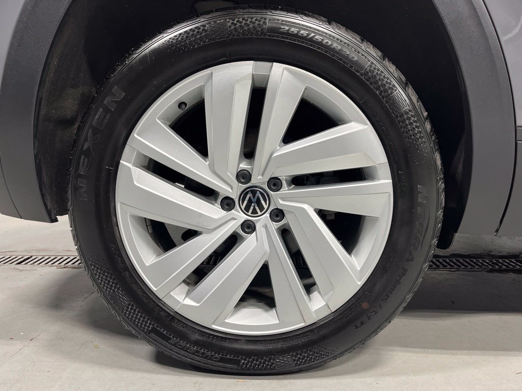 Used 2021 Volkswagen Atlas Cross Sport SE AWD/4WD image 40