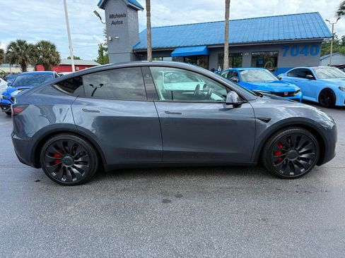 Used 2023 Tesla Model Y Performance AWD/4WD image 4
