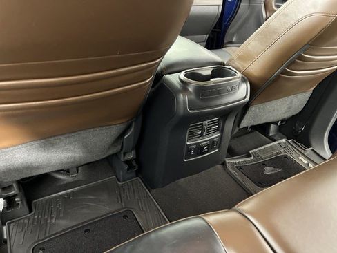 Used 2018 Nissan Titan Platinum Reserve RWD image 39