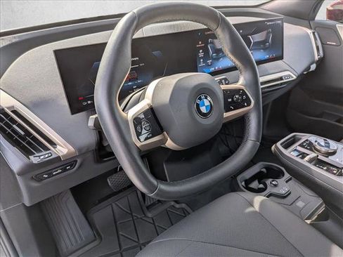Used 2026 BMW iX xDrive45 image 10