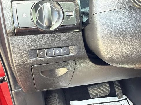 Used 2013 Chevrolet Captiva Sport LT w/ Convenience Package FWD image 16