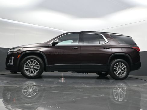 Used 2023 Chevrolet Traverse LT AWD/4WD image 44