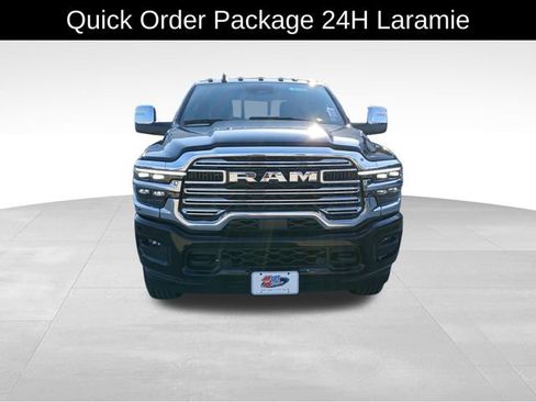 New 2025 RAM 2500 Laramie AWD/4WD image 3