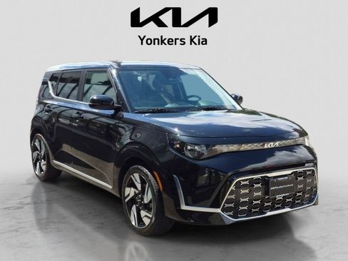 Certified 2023 Kia Soul GT-Line FWD image 4