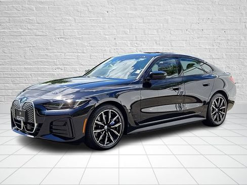 Used 2025 BMW i4 xDrive40i w/ M Sport Package AWD/4WD image 3
