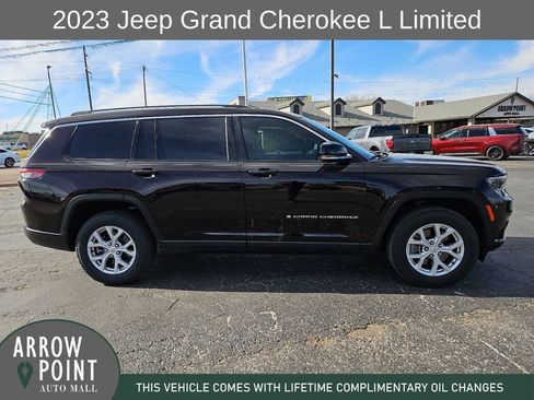 Used 2023 Jeep Grand Cherokee L Limited w/ Trailer Tow Group (B) image 13