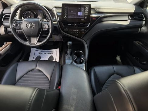 Used 2024 Toyota Camry SE FWD image 10