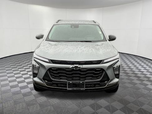 Used 2026 Chevrolet Trax ACTIV w/ Driver Confidence Package image 2