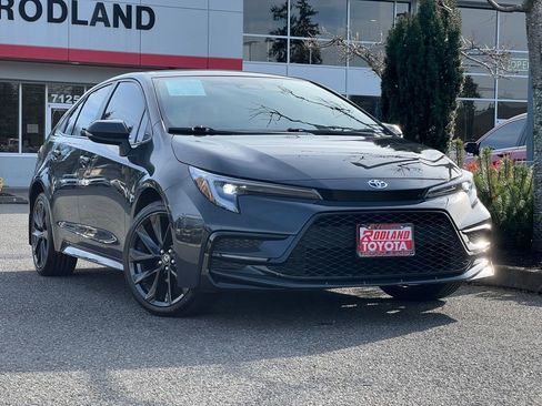 Certified 2024 Toyota Corolla SE image 1