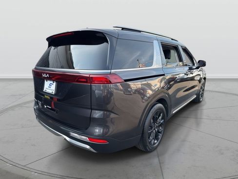 Used 2024 Kia Carnival SX image 6