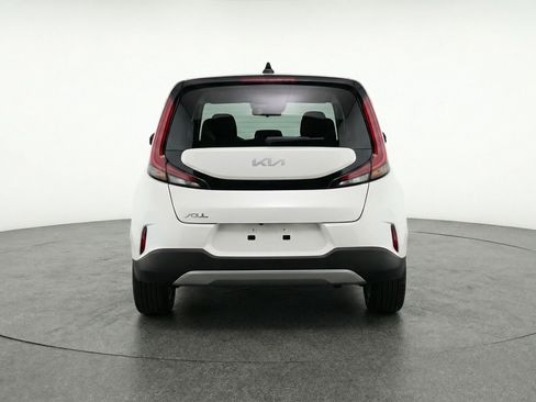 Used 2025 Kia Soul LX w/ LX Technology Package FWD image 7