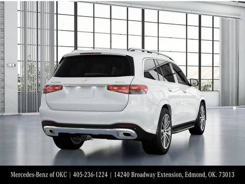 New 2026 Mercedes-Benz GLS 580 4MATIC image 23