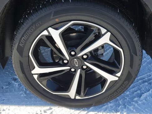 Used 2023 Chevrolet TrailBlazer RS w/ Sun and Liftgate Package image 37