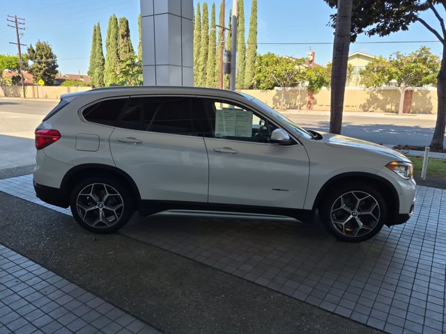 Used 2018 BMW X1 xDrive28i AWD/4WD image 4