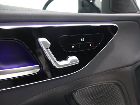 New 2026 Mercedes-Benz C 300 4MATIC Sedan image 14