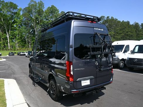 Used 2023 Mercedes-Benz Sprinter 2500 image 4