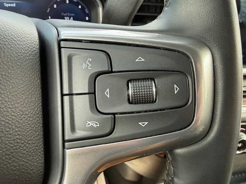 Used 2023 Chevrolet Silverado 1500 LT image 46