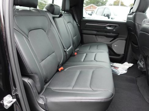 Used 2025 RAM 1500 Sport w/ Sport Level 1 Equipment Group AWD/4WD image 36
